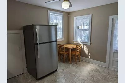 837 W Stephenson Street, Freeport, IL 61032 - Photo 5