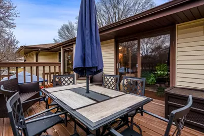 1570 Featherstone Road, Rockford, IL 61107 - Photo 7