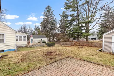 1615 Warren Road, Rockford, IL 61108 - Photo 13