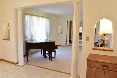 8405 Centaur Drive, Machesney Park, IL 61115 - Photo 9