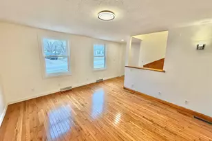 8083 S Green St, Grand DeTour, IL 61021 - Photo 5