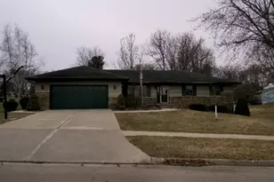 2115 Cimarron Dr, Freeport, IL 61032 - Photo 1