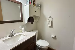 47D Rolling Oaks Rd, Sugar Grove, IL 60554 - Photo 9