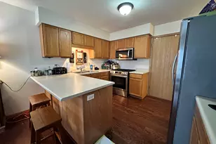 47D Rolling Oaks Rd, Sugar Grove, IL 60554 - Photo 7