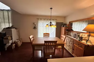 47D Rolling Oaks Rd, Sugar Grove, IL 60554 - Photo 5