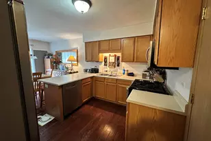 47D Rolling Oaks Rd, Sugar Grove, IL 60554 - Photo 11