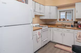 954 N Church Streets, Rockford, IL 61103 - Photo 7