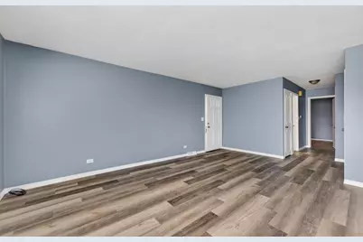 5870 Garrett Lane, Rockford, IL 61107 - Photo 5