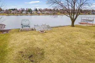 840 Breckenboro Dr, Lake Summerset, IL 61019 - Photo 9