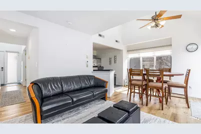 129 Plum Cove Drive, Galena, IL 61036 - Photo 7