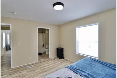 666 S Bluff #512 Street, South Beloit, IL 61080 - Photo 5