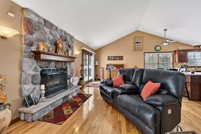 6843 Red Oak Lane, Garden Prairie, IL 61038 - Photo 19