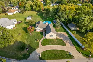 6843 Red Oak Ln, Garden Prairie, IL 61038 - Photo 11