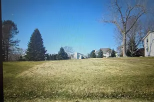 2341 Breckenboro Dr, Davis, IL 61019 - Photo 1