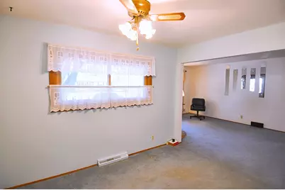 2807 Ashbrook Drive, Rockford, IL 61109 - Photo 5