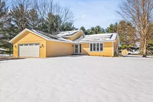 6346 Smoke Tree Cir, Roscoe, IL 61073 - Photo 1