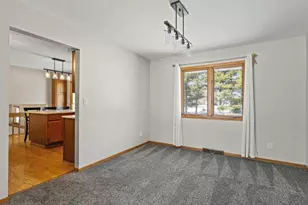 6346 Smoke Tree Cir, Roscoe, IL 61073 - Photo 9