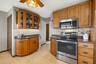 3254 Sage Dr, Rockford, IL 61114 - Photo 7