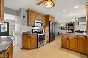 3254 Sage Dr, Rockford, IL 61114 - Photo 5