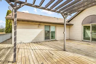 175 Lake Summerset Rd, Lake Summerset, IL 61019 - Photo 7