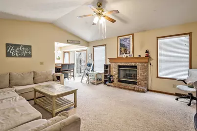 136 Harvest Glenn Drive, Davis Junction, IL 61020 - Photo 33