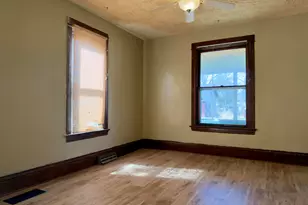 2226 10th St, Rockford, IL 61104 - Photo 3