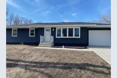2135 13th Street, Peru, IL 61354 - Photo 1