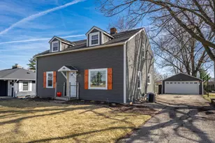 932 W 2nd St, Byron, IL 61010 - Photo 1