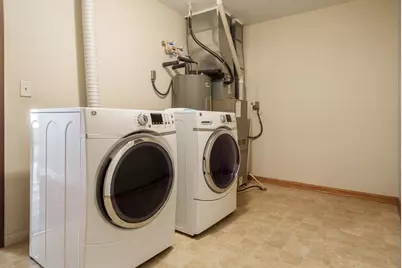 2530 Edgewood Drive, Beloit, WI 53511 - Photo 27