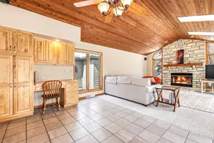 18 Colony Ln, Galena, IL 61036 - Photo 9