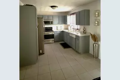 1026 Old Hunter Run, Byron, IL 61010 - Photo 3