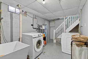 1704 22nd St, Rockford, IL 61108 - Photo 33