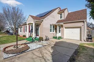 1704 22nd St, Rockford, IL 61108 - Photo 5