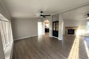 447 Seasons Pkwy, Belvidere, IL 61008 - Photo 3