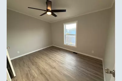 447 Seasons Parkway, Belvidere, IL 61008 - Photo 17