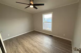 447 Seasons Pkwy, Belvidere, IL 61008 - Photo 17