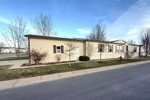 447 Seasons Pkwy, Belvidere, IL 61008 - Photo 1