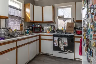 1328 Revell Ave, Rockford, IL 61107 - Photo 7