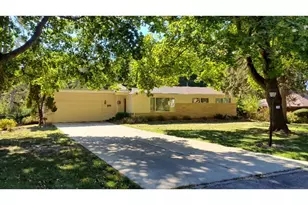 1541 La Cresta, Freeport, IL 61032 - Photo 1