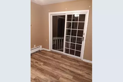1604 Parkside Court, Freeport, IL 61032 - Photo 7