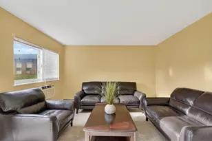 706 Marilyn Ave, Glendale Heights, IL 60139 - Photo 3