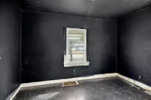 2823 Ridgeway Ave, Rockford, IL 61101 - Photo 19