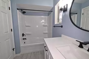 13439 Parkcrest Pl, Roscoe, IL 61073 - Photo 13