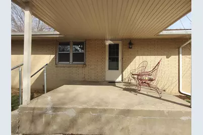 116 N Vale Avenue, Rockford, IL 61107 - Photo 9