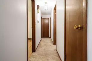 1110 Roxbury Close, Rockford, IL 61107 - Photo 21