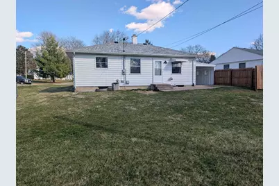 934 Jefferson Drive, Freeport, IL 61032 - Photo 3