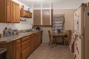 708 Dickerman St, Rockford, IL 61102 - Photo 11