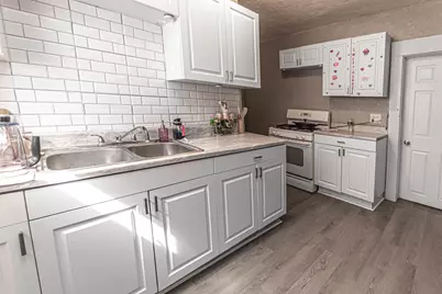 1235 S Court Street, Rockford, IL 61102 - Photo 31