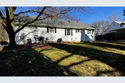 116 Calvin Park S Boulevard, Rockford, IL 61108 - Photo 5