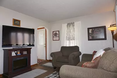 5632 Walker Avenue, Loves Park, IL 61111 - Photo 7